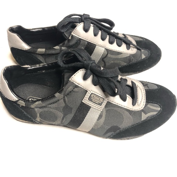Coach Kinsley lace up black suede with signature canvas gray details - Picture 4 of 10
